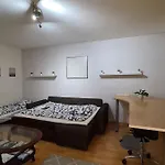 Huoneisto Arctic Aura With Jacuzzi *