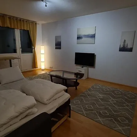 Arctic Aura With Jacuzzi *