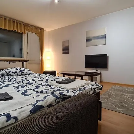 Arctic Aura With Jacuzzi Apartament