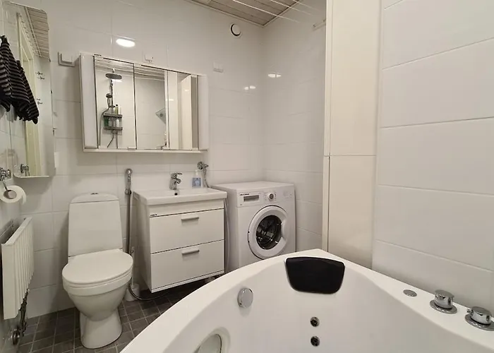 Arctic Aura With Jacuzzi Apartmán